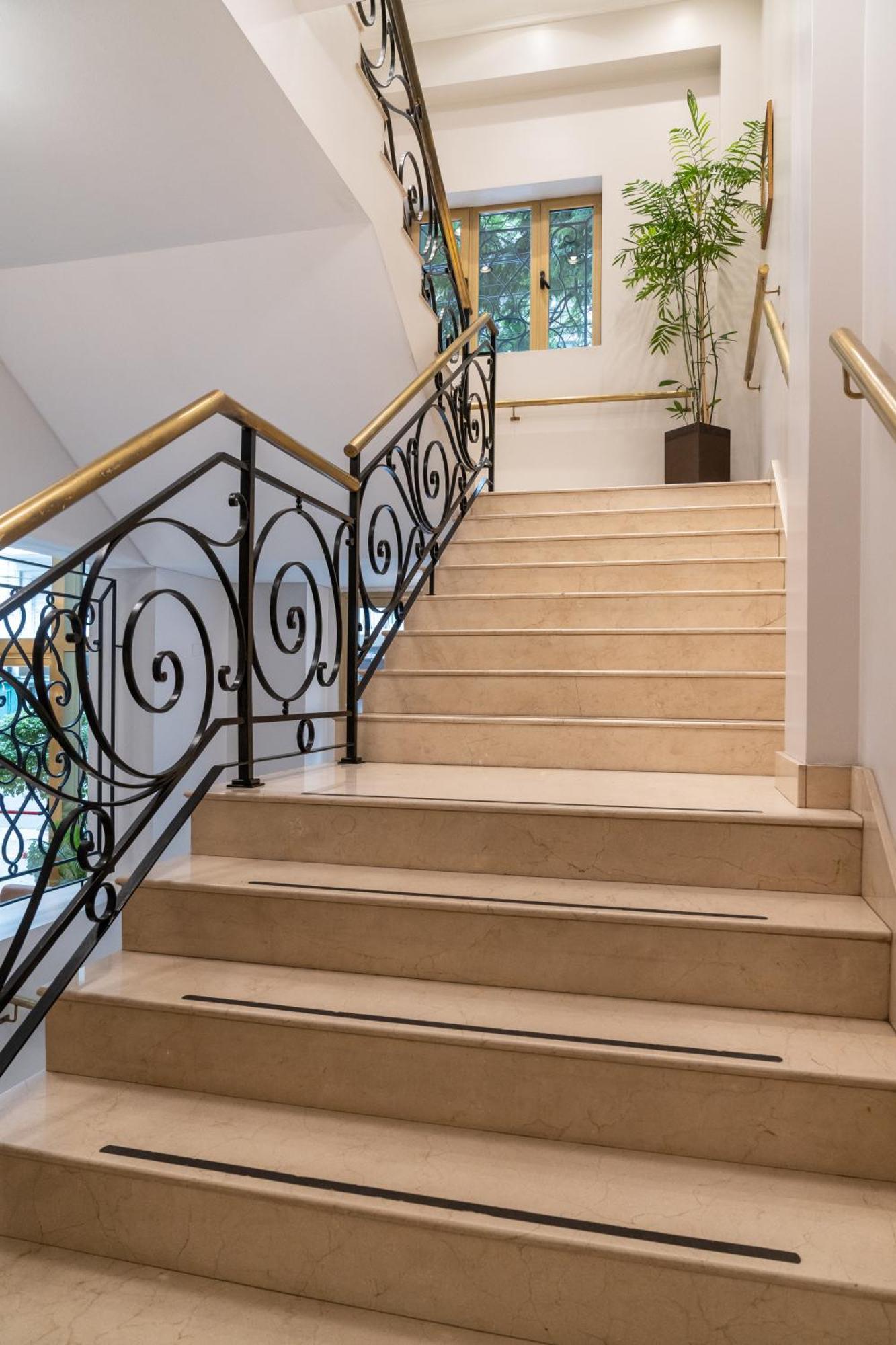 Hotel Intersur Recoleta بوينس آيرس المظهر الخارجي الصورة
