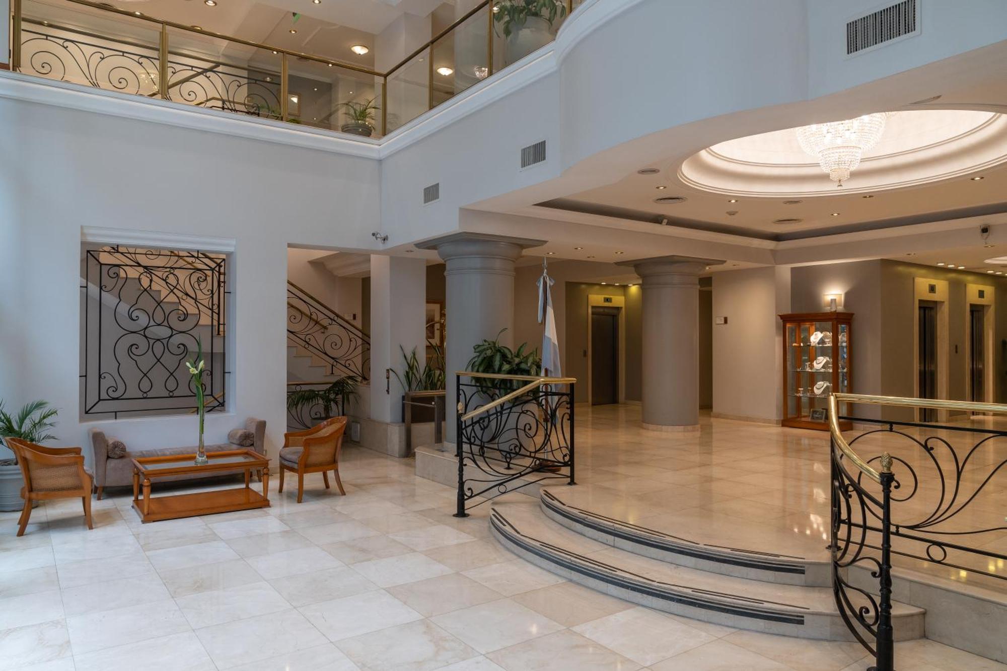 Hotel Intersur Recoleta بوينس آيرس المظهر الخارجي الصورة